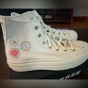 NIB Converse Chuck Taylor All Star Platform Hi-Top | 8.5
